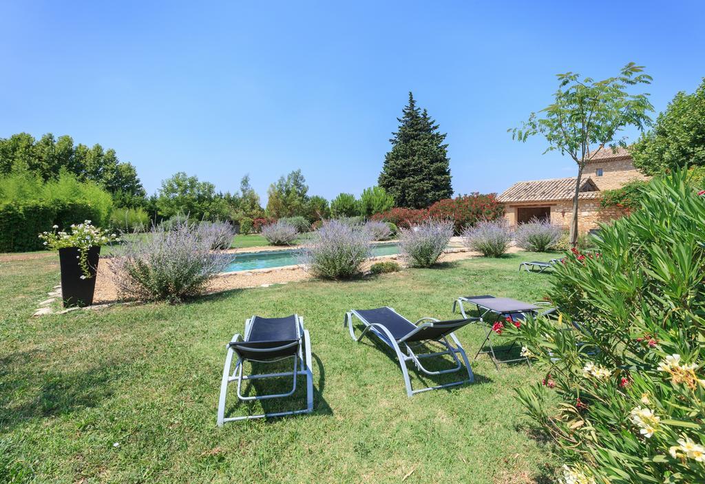 La Louviere Des Bruyeres Bed & Breakfast Robion en Luberon Exterior foto